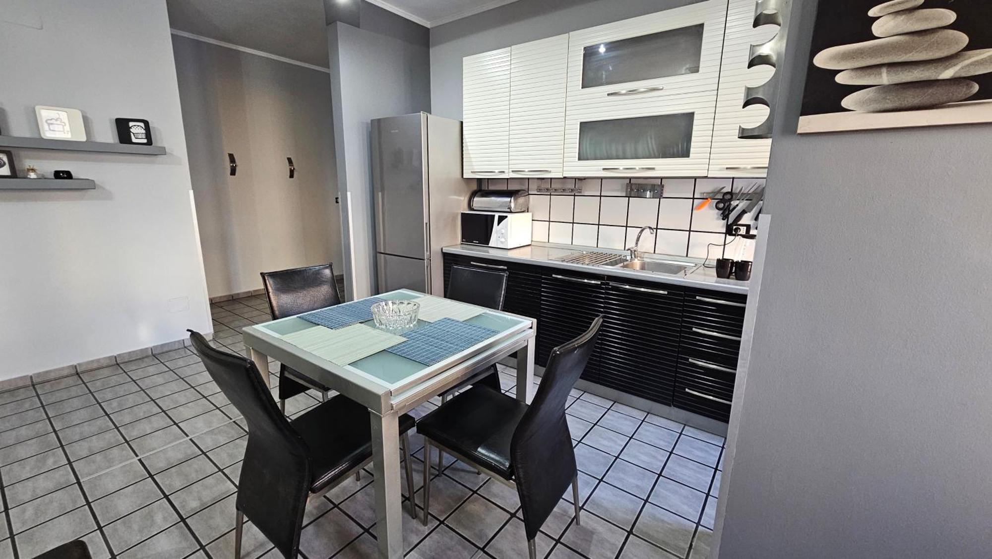 Mani's Family Apartment